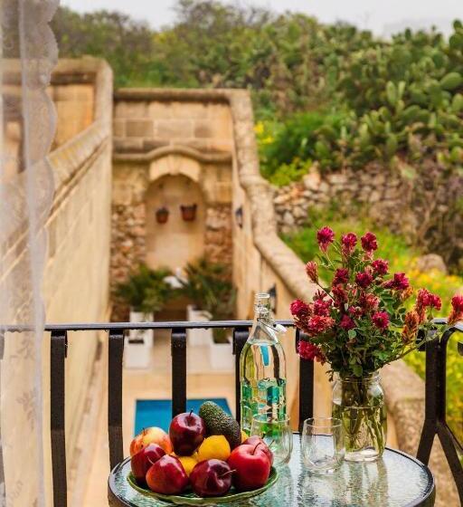 پانسیون Id Dar Ta Censu