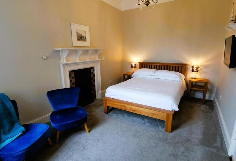 膳宿费 Treventon Guest House