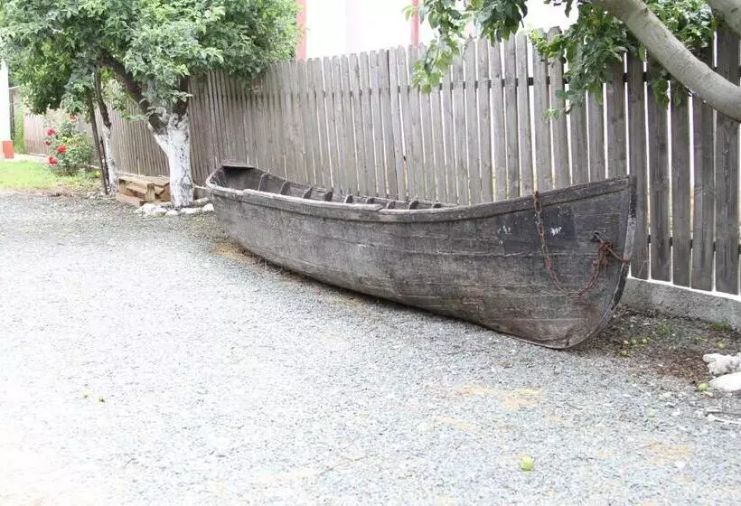 ペンション Vila Toate Panzele Sus
