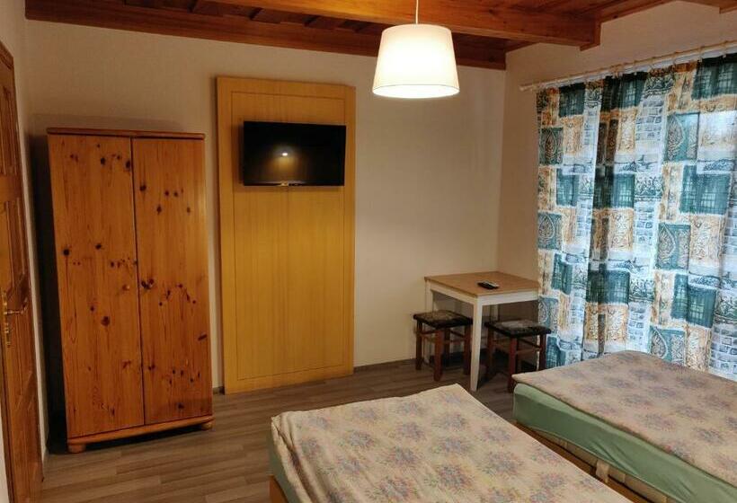 膳宿费 Vilma Villa