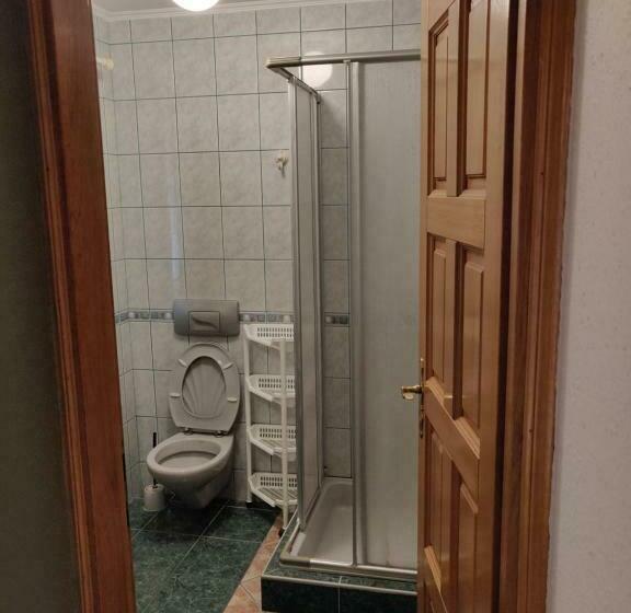 膳宿费 Vilma Villa