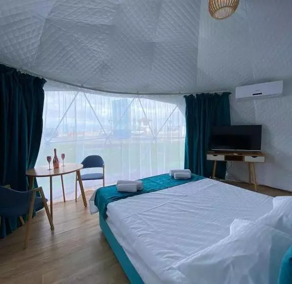 Lomakeskus Glamping By The Sea