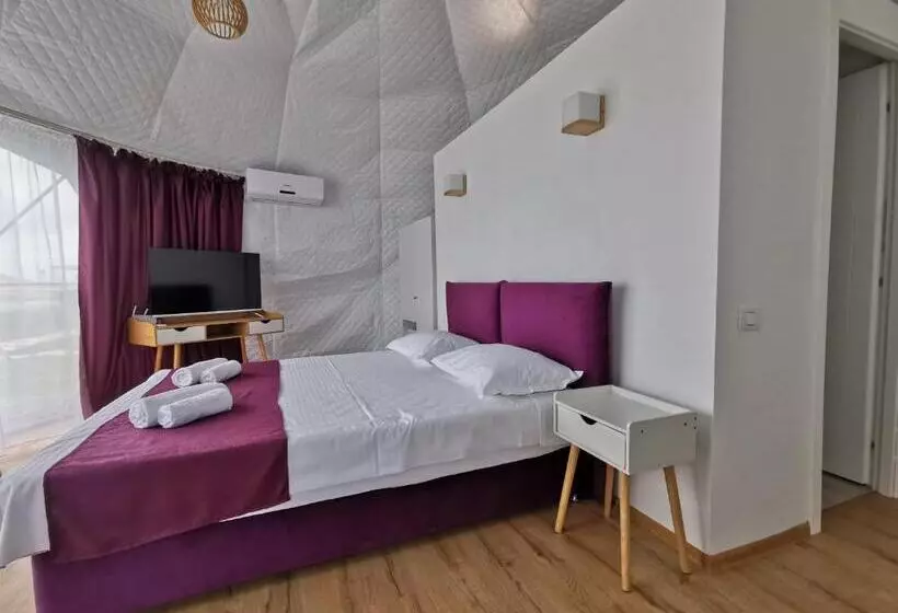 Lomakeskus Glamping By The Sea
