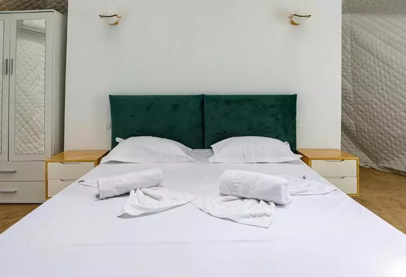 Lomakeskus Glamping By The Sea