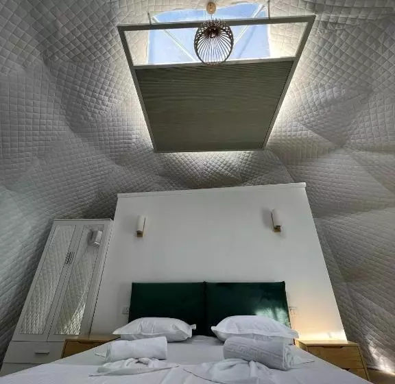 Lomakeskus Glamping By The Sea