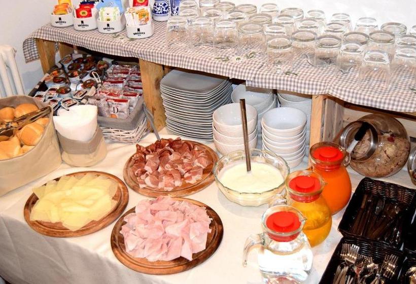 ベッドアンドブレックファースト Affittacamere Lago Rotondo