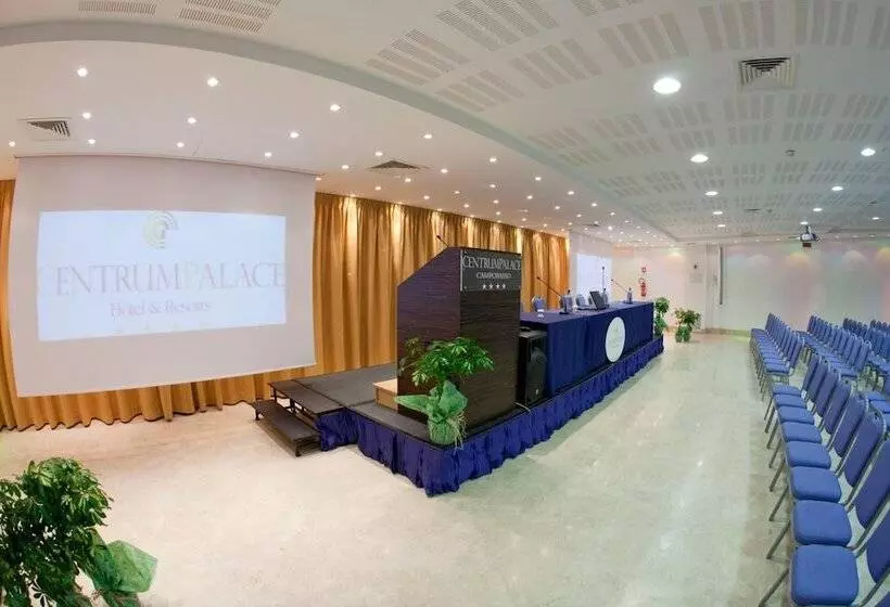 Centrum Palace Hotel & Resorts