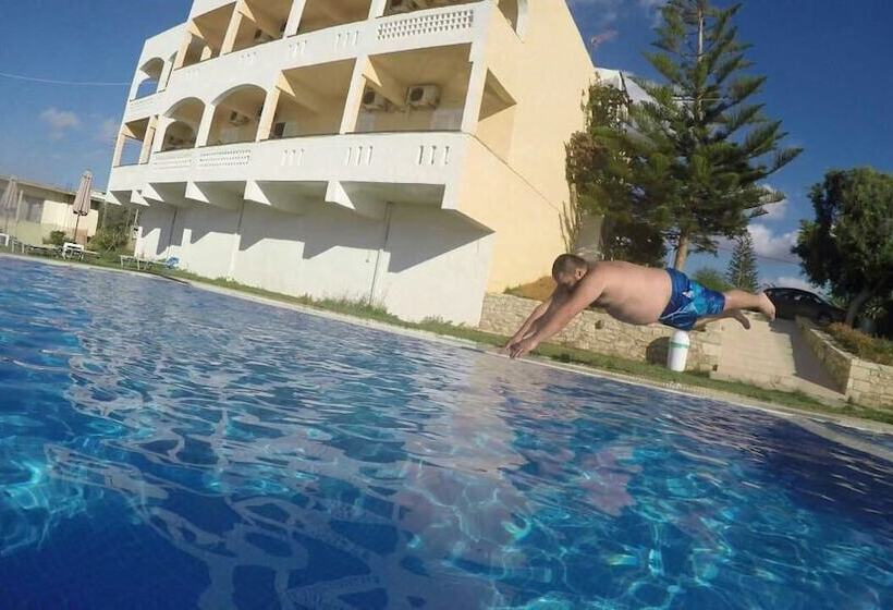 בית מלון כפרי Babis