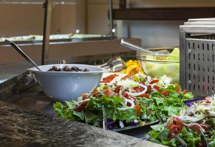 فندق Coral Blue Beach