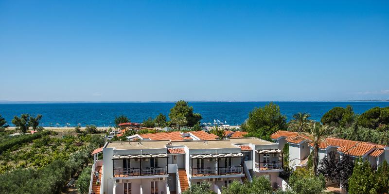 فندق Coral Blue Beach