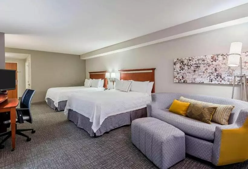 호텔 Courtyard Fort Myers At I75 And Gulf Coast Town Center