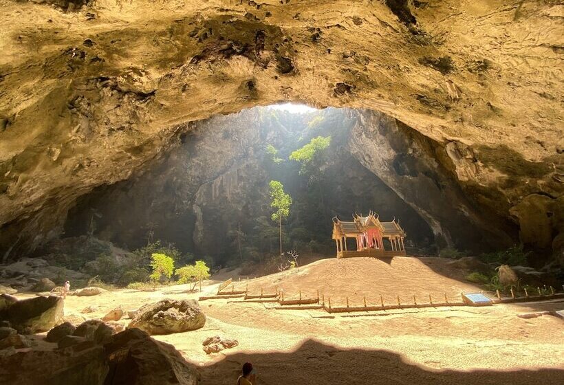 בית מלון כפרי Dolphin Bay Beach Resort