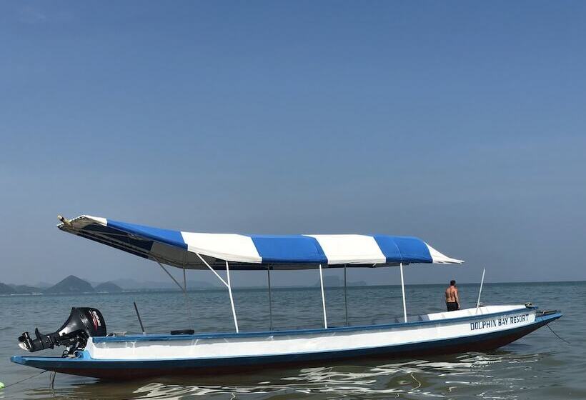 בית מלון כפרי Dolphin Bay Beach Resort