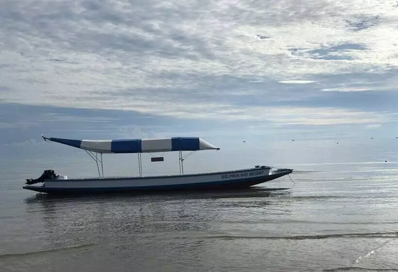 호텔 Dolphin Bay Beach Resort