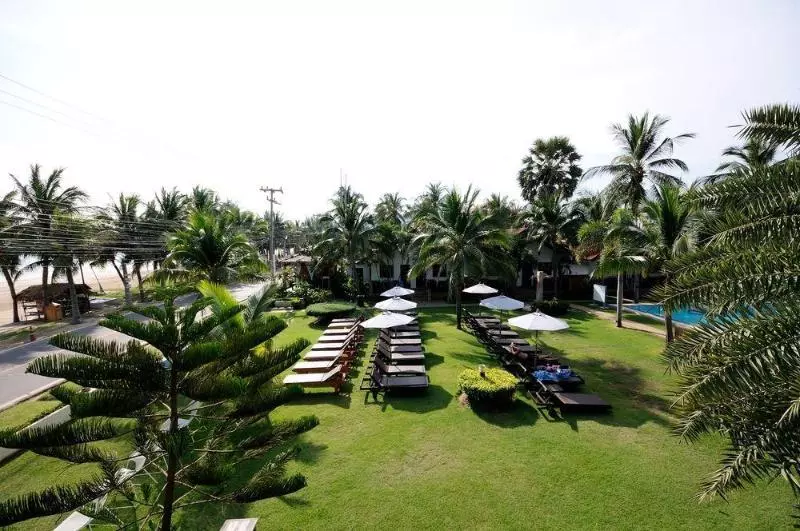 호텔 Dolphin Bay Beach Resort