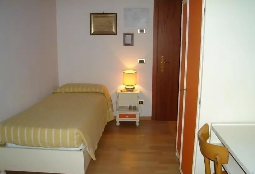 Отель Faedo Pineta