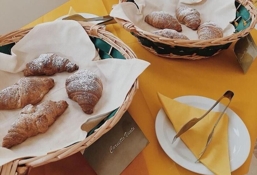 酒店 Family Village Otranto