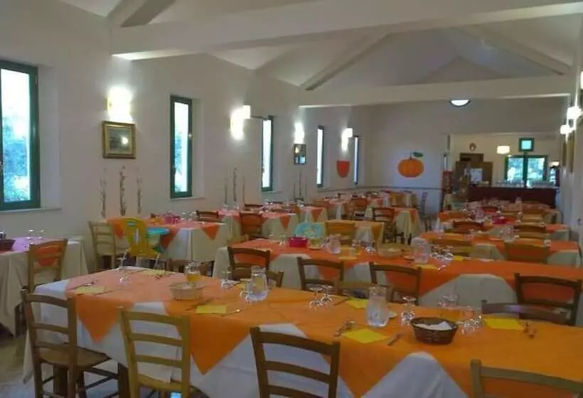 בית מלון כפרי Family Village Otranto