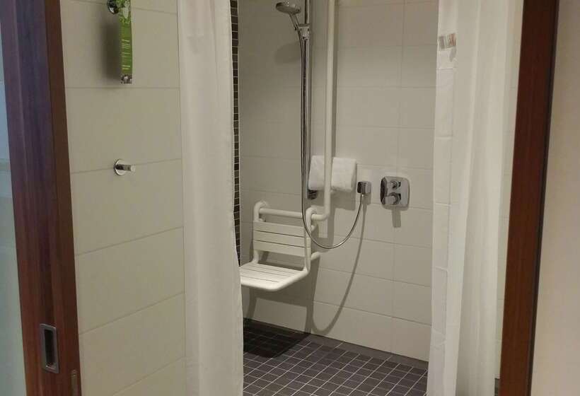 هتل Hampton By Hilton Nuremberg City Centre