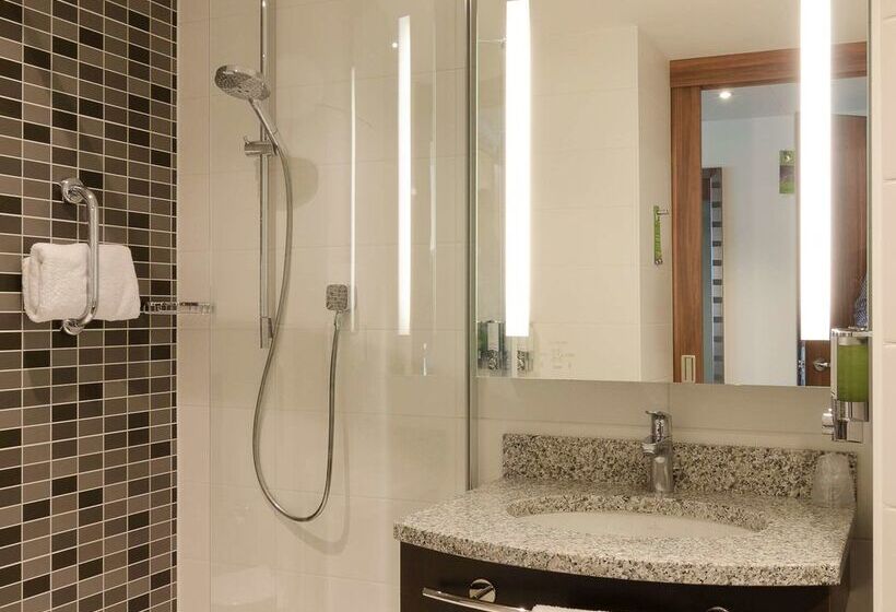 هتل Hampton By Hilton Nuremberg City Centre