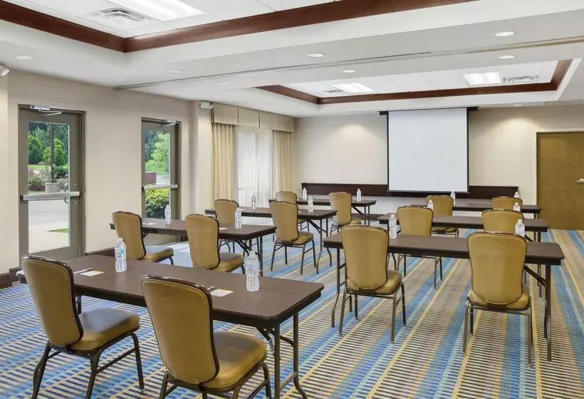 Otel Hampton Inn Columbus / South Fort Benning