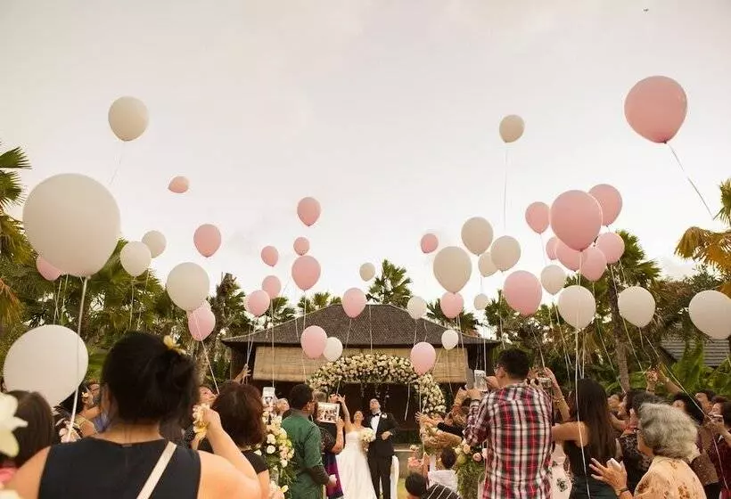 هتل Lumbini Luxury Villas And Spa