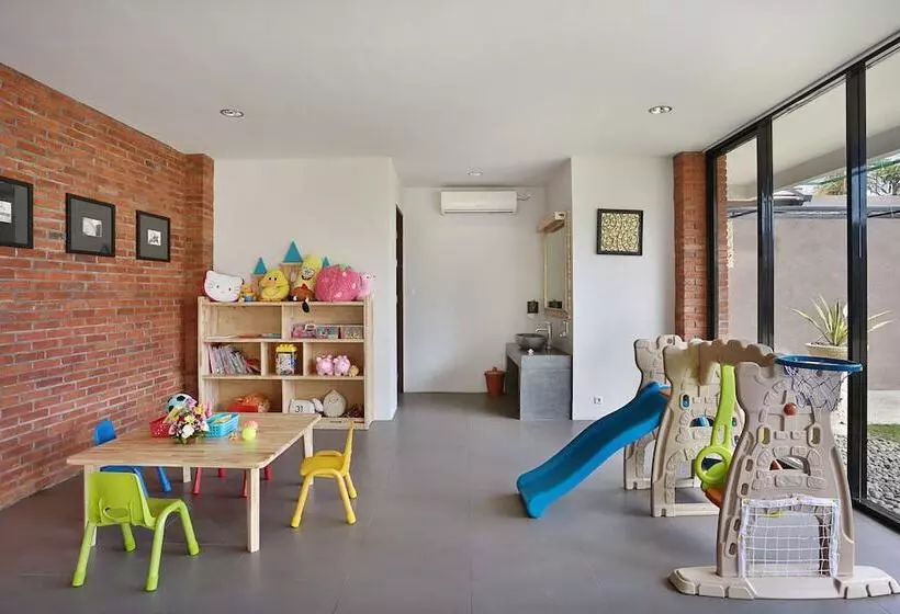 هتل Lumbini Luxury Villas And Spa