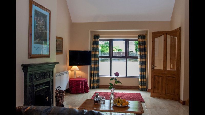 בית מלון כפרי Old Killarney Village