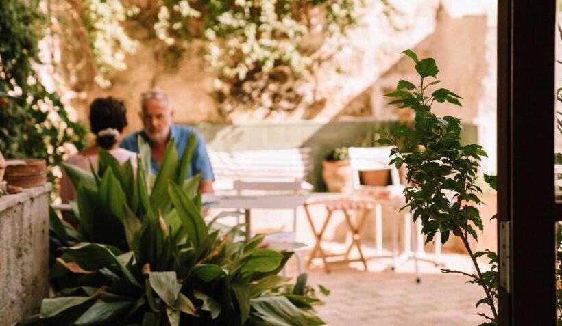 Отель Ses Sucreres Small & Slow