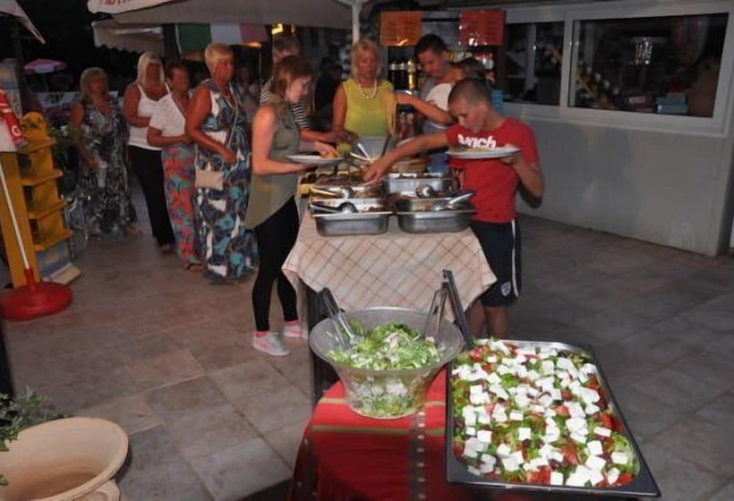 酒店 Sun And Sea Apartments