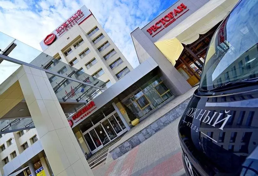 בית מלון כפרי Yuzhniy