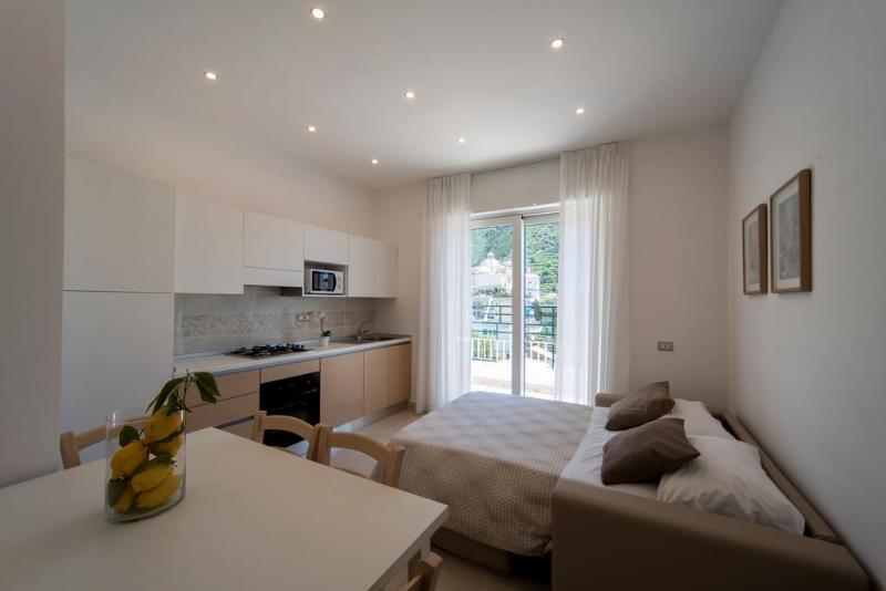 레지던스 Aparthotel Santa Tecla