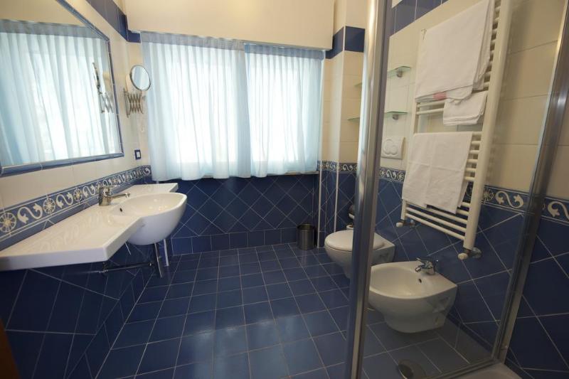 레지던스 Aparthotel Santa Tecla