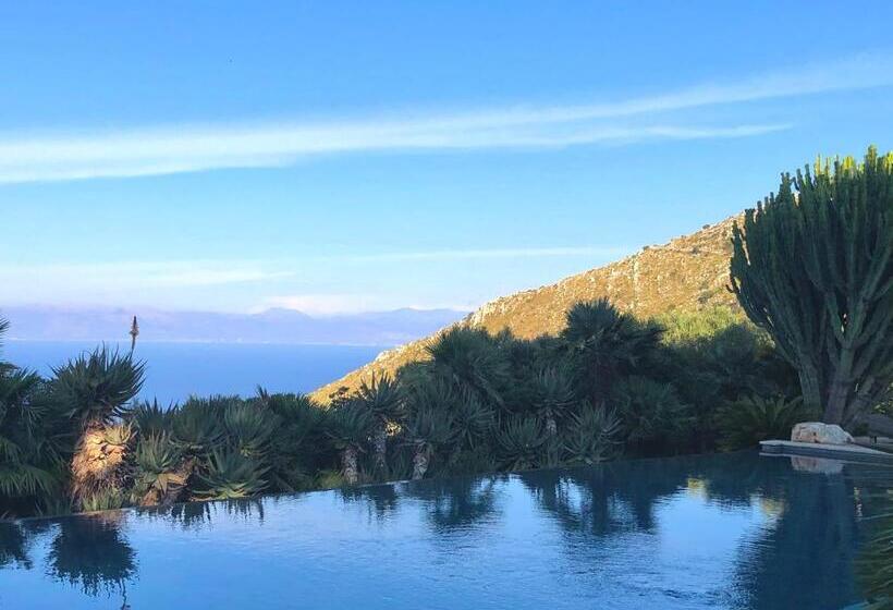 住所  Baglio La Porta By Geocharme