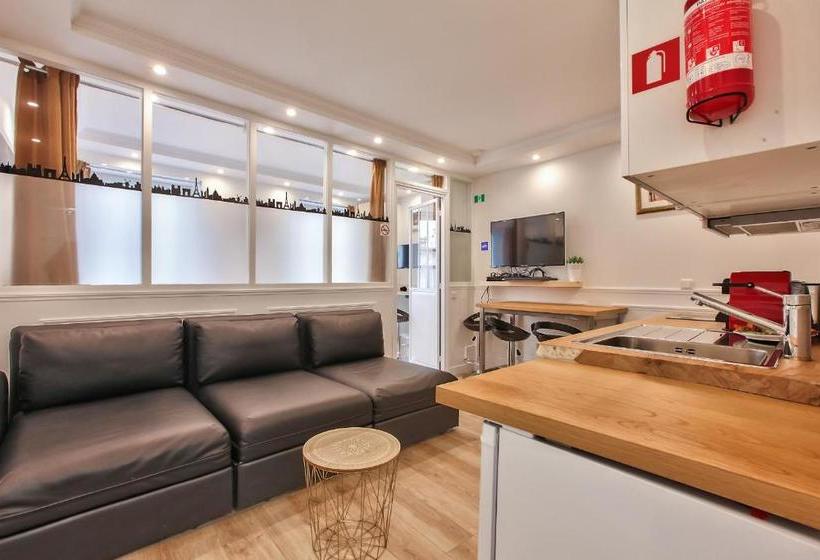 65 French Cancan St Denis