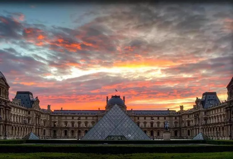 65 French Cancan St Denis