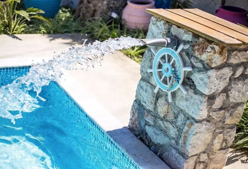 Casastavris   Aparts & Pool Suites