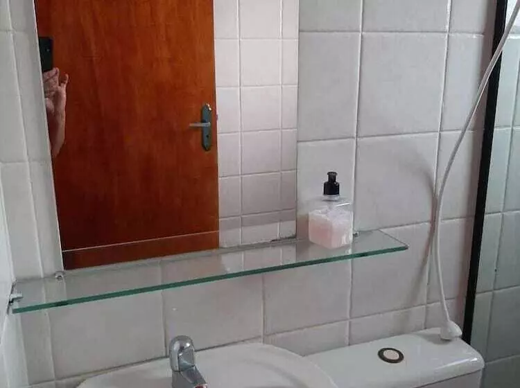 ユースホステル Pousada Nova Opção