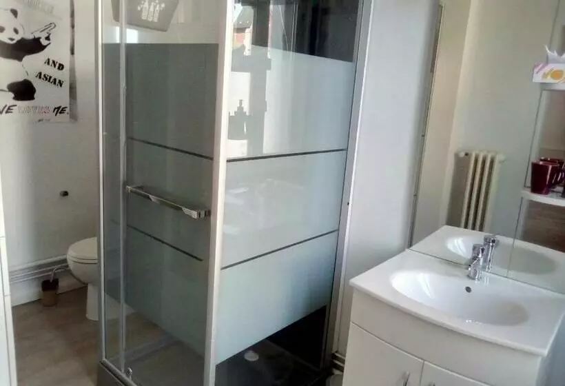 ベッドアンドブレックファースト Alex Guest House