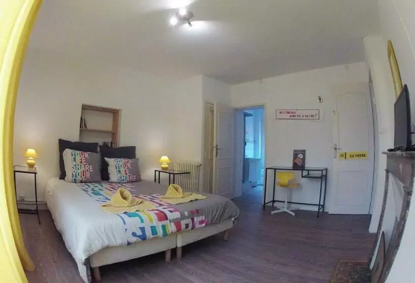 ベッドアンドブレックファースト Alex Guest House