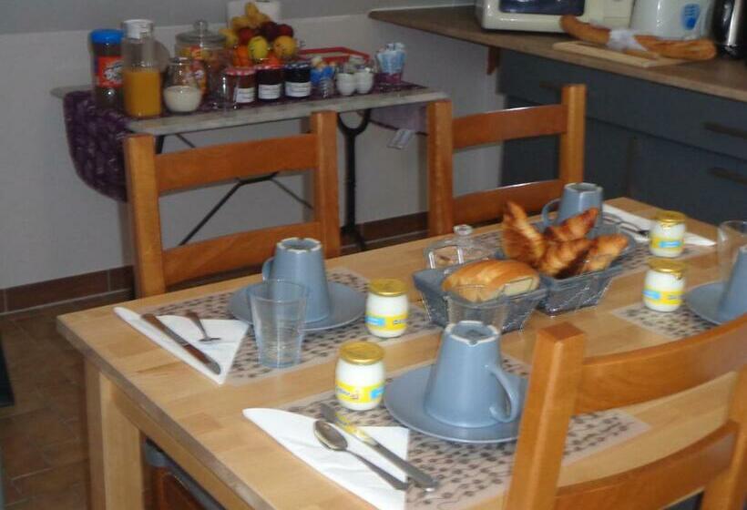 ベッドアンドブレックファースト La Grille Dorée