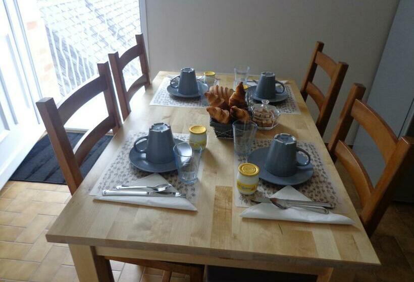 ベッドアンドブレックファースト La Grille Dorée