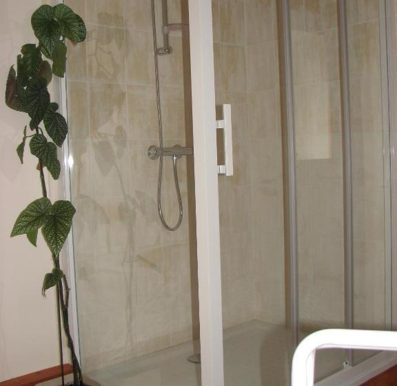 مبيت وإفطار Le Deyran