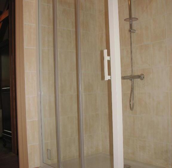 مبيت وإفطار Le Deyran