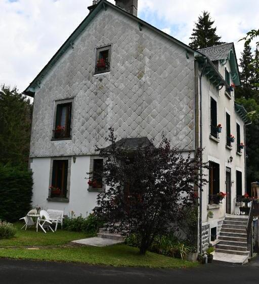 مبيت وإفطار Le Deyran