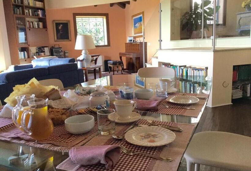 Bed and Breakfast Le Tre Civette Residenza Di Campagna