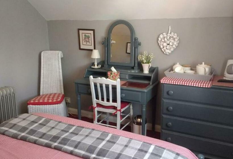 Bed and Breakfast Tilly Cottage