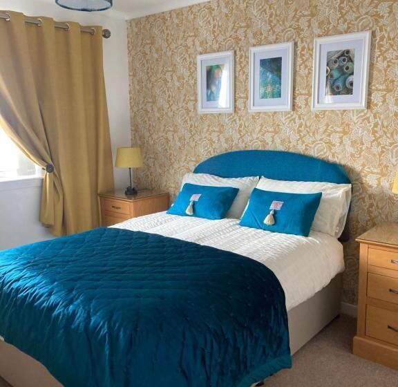 Bed and Breakfast Twenty Seven