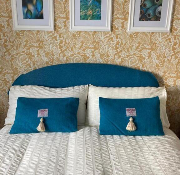 Bed and Breakfast Twenty Seven