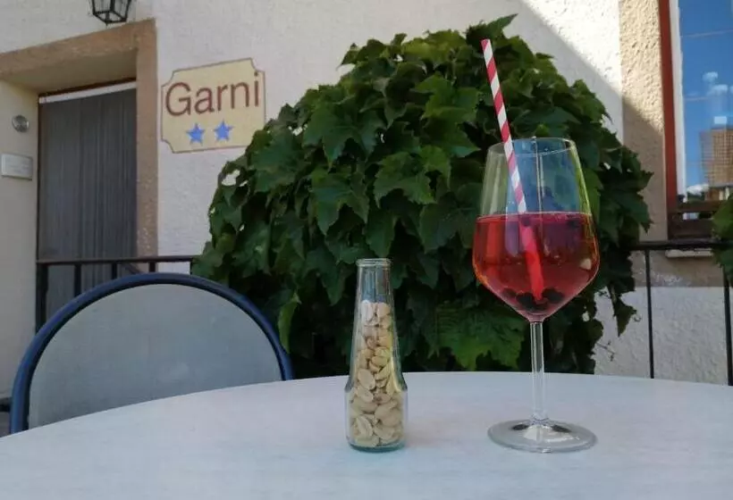 ホテル Garni Sonne